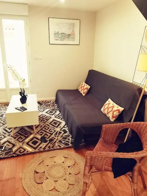 Hébergement de vacances Chaleureuse Maisonnette Lyon Meyzieu