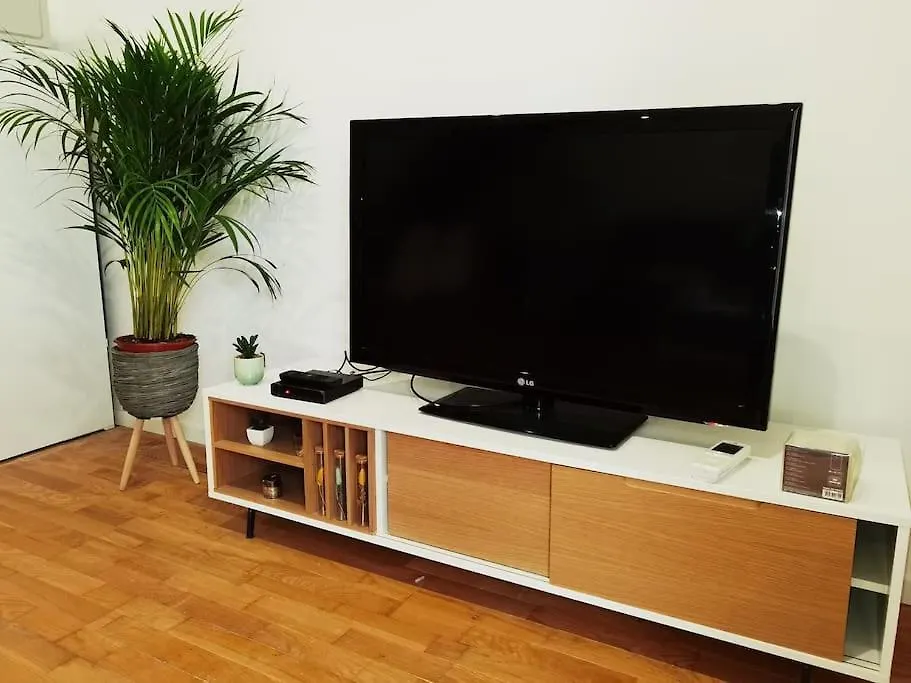 Chaleureuse Maisonnette Lyon Meyzieu Hébergement de vacances